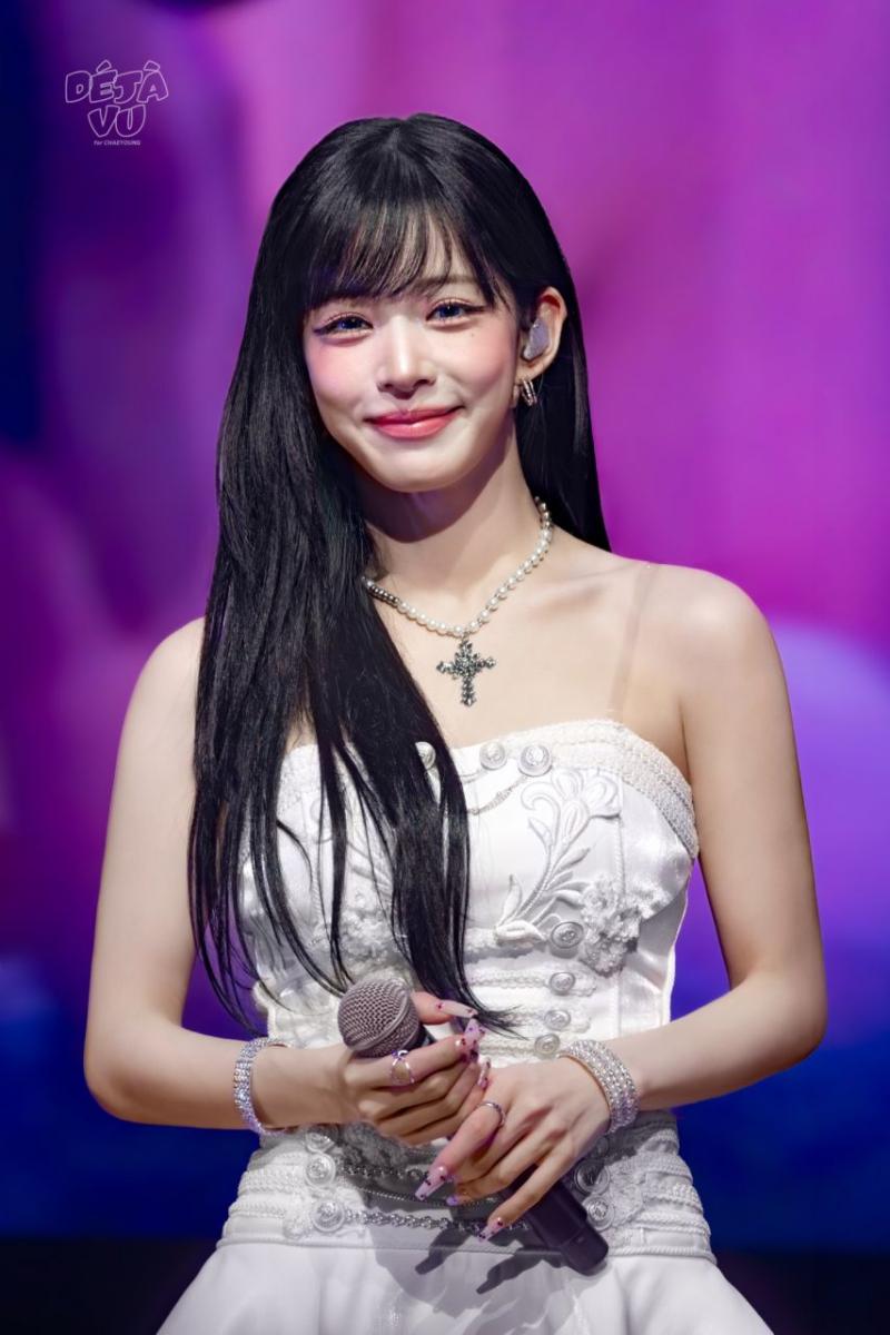 프로미스나인 이채영
