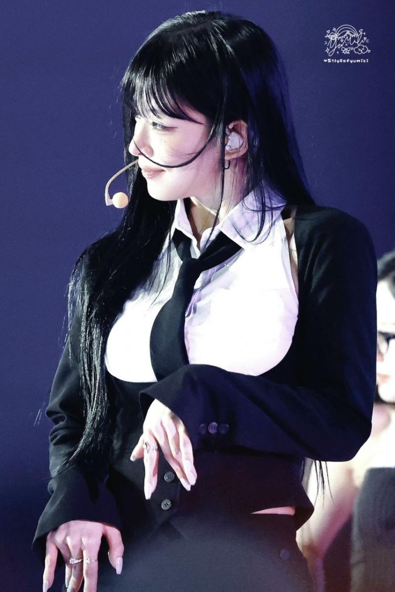 프로미스나인 이채영
