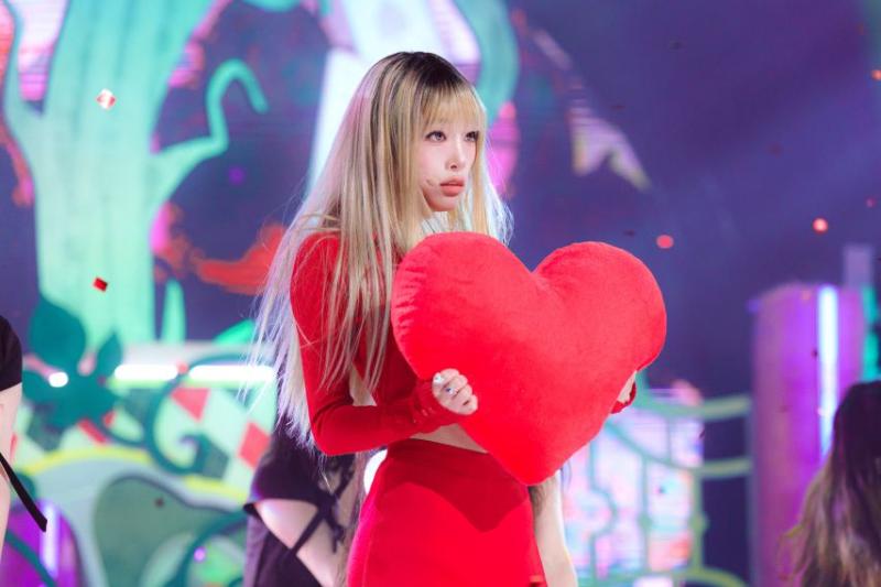 최예나