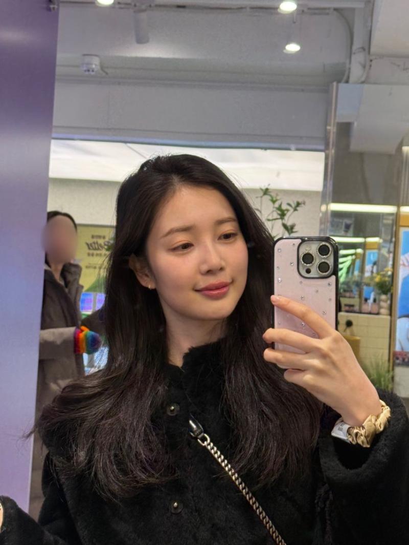 윤채경