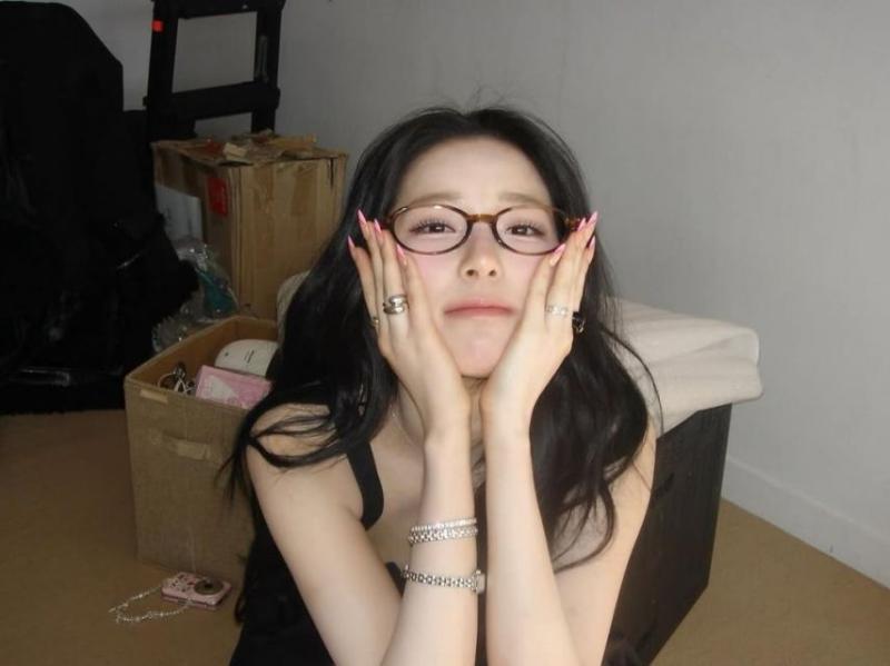 프로미스나인 백지헌 근황