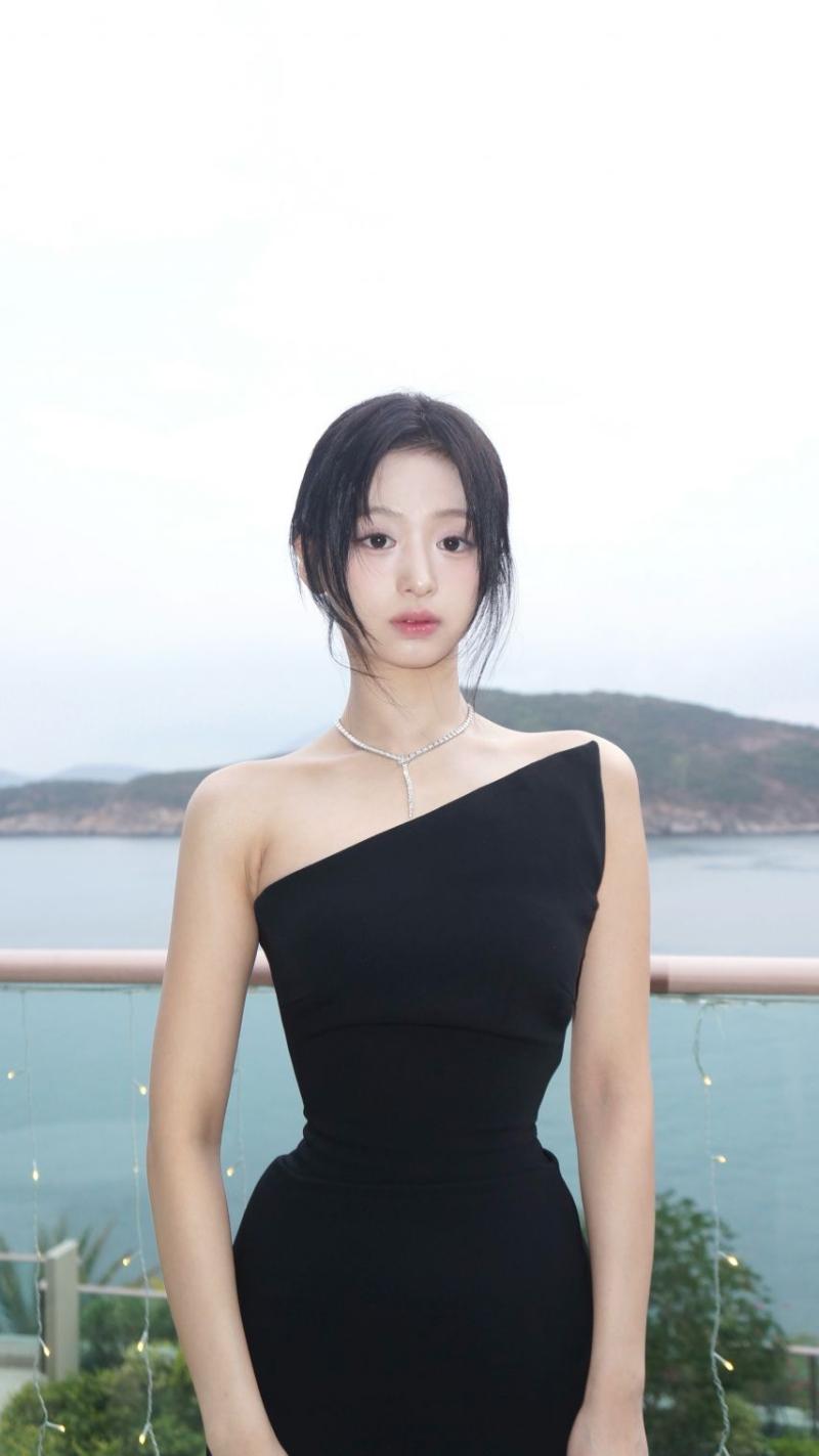 베이비몬스터 아현