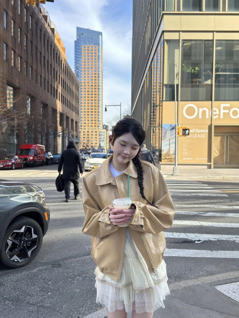 하츠투하츠 에이나