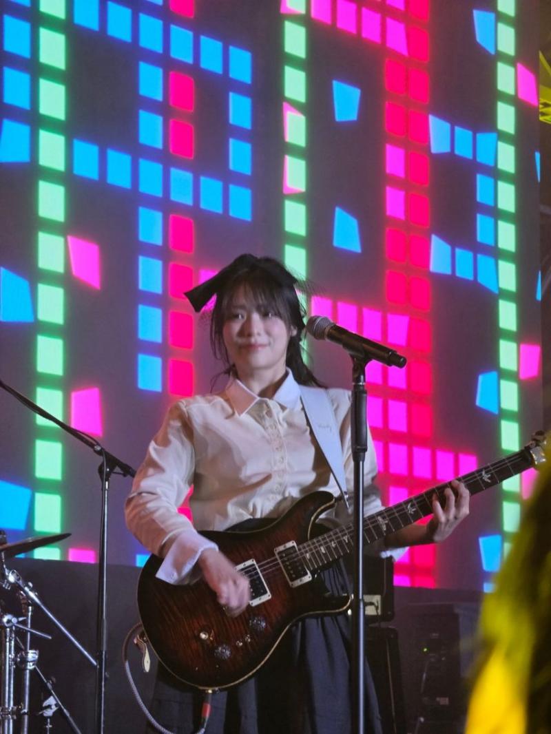 QWER 시연