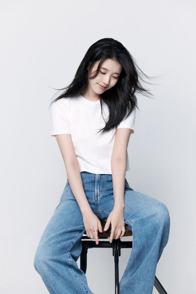 아이유 프로필 사진