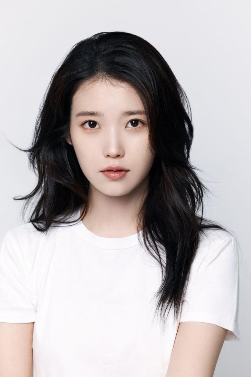 아이유 프로필 사진
