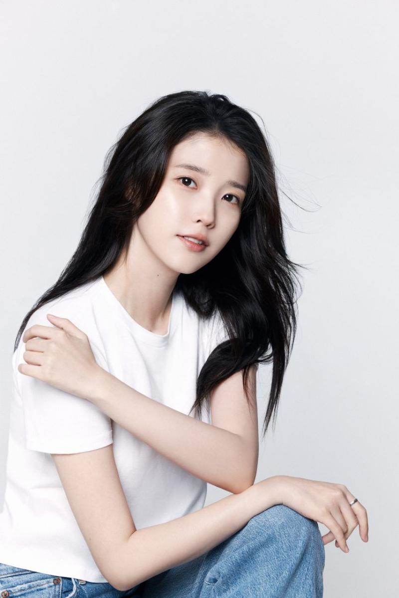 아이유 프로필 사진