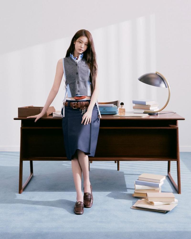 아이브 장원영 보그 케라스타즈,미우미우