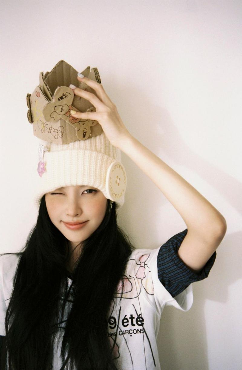 아일릿 ‘MAMIHLAPINATAPAI’ Concept Photo PAW PAW