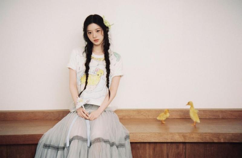 아일릿 ‘MAMIHLAPINATAPAI’ Concept Photo PAW PAW