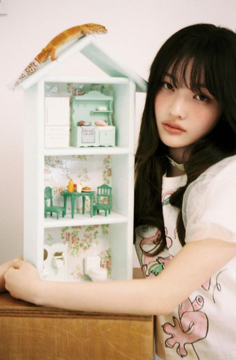 아일릿 ‘MAMIHLAPINATAPAI’ Concept Photo PAW PAW