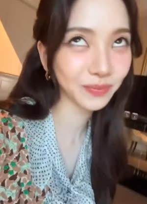 에스파 카리나 눈 위로 뜨는 순간.mp4