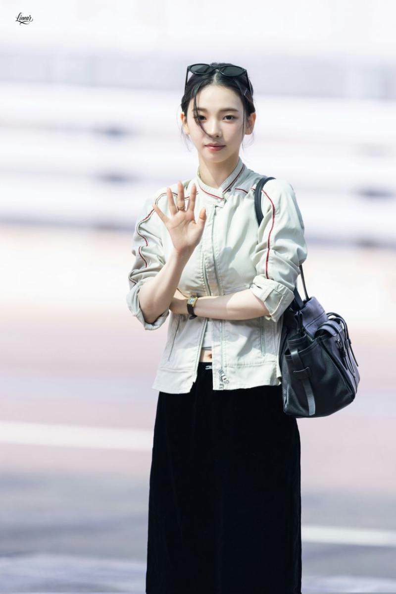 260403 인도네시아로 출국하는 에스파 카리나