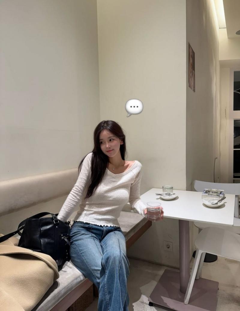 김윤희 아나운서