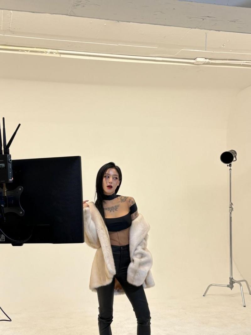 강민아