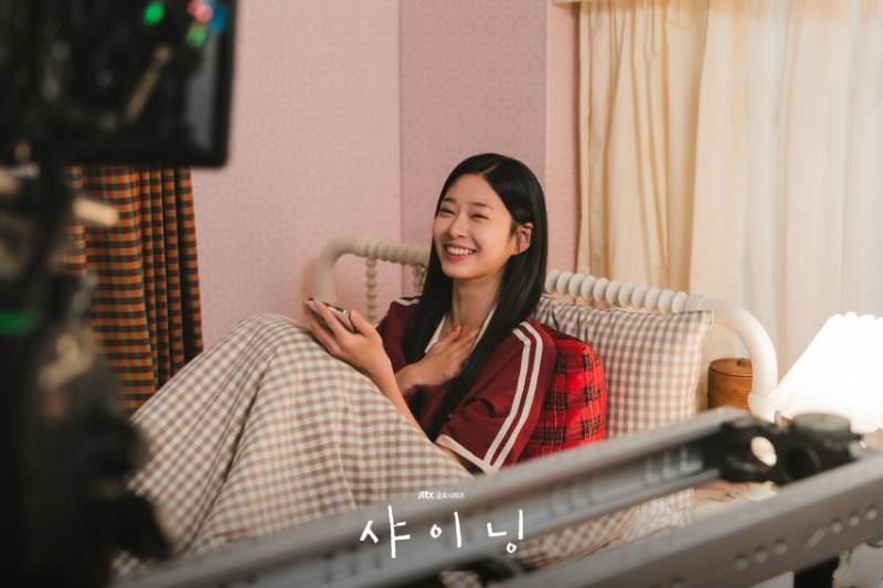 김민주 샤이닝