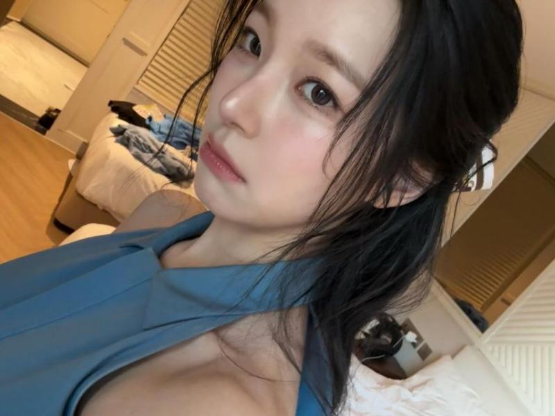 프로미스나인 박지원,이채영,백지헌