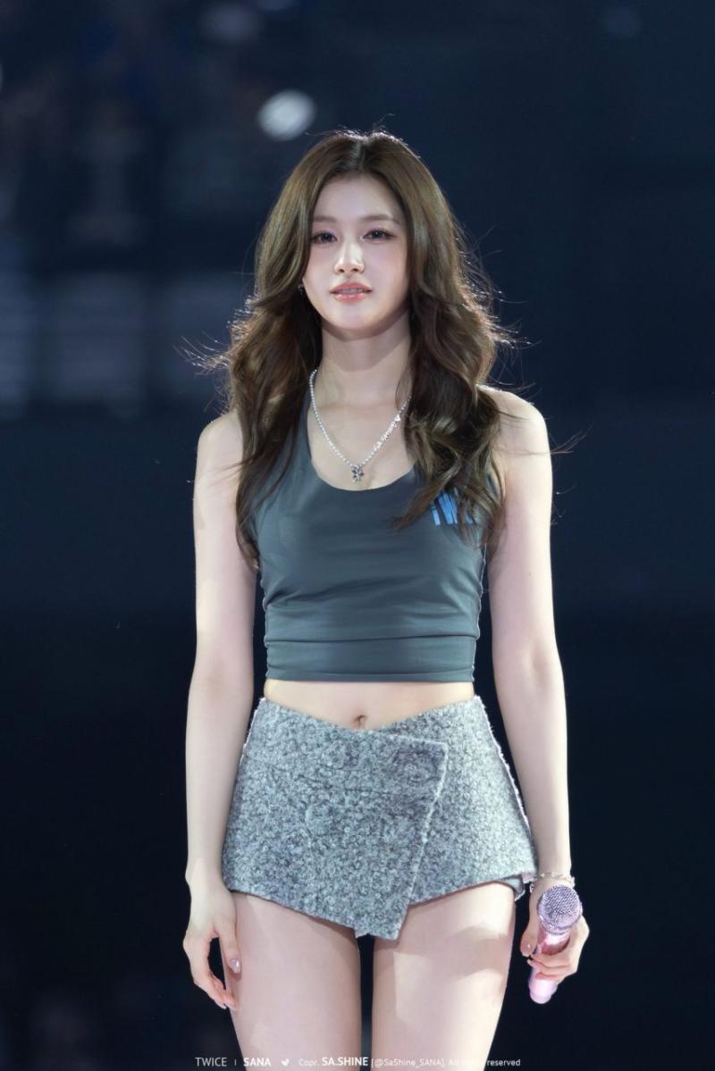트와이스 사나