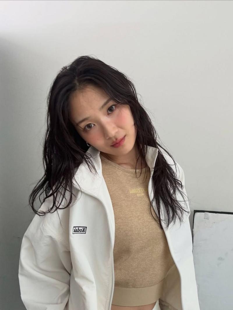 김혜윤 SNS