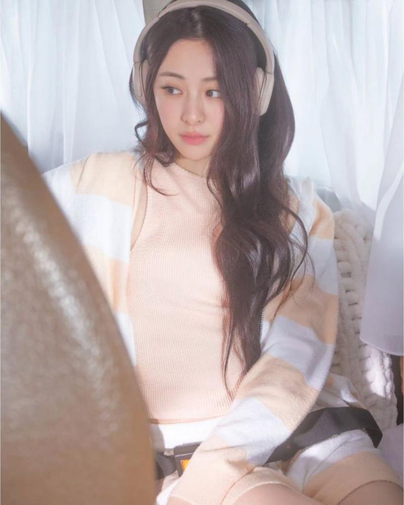 르세라핌 허윤진