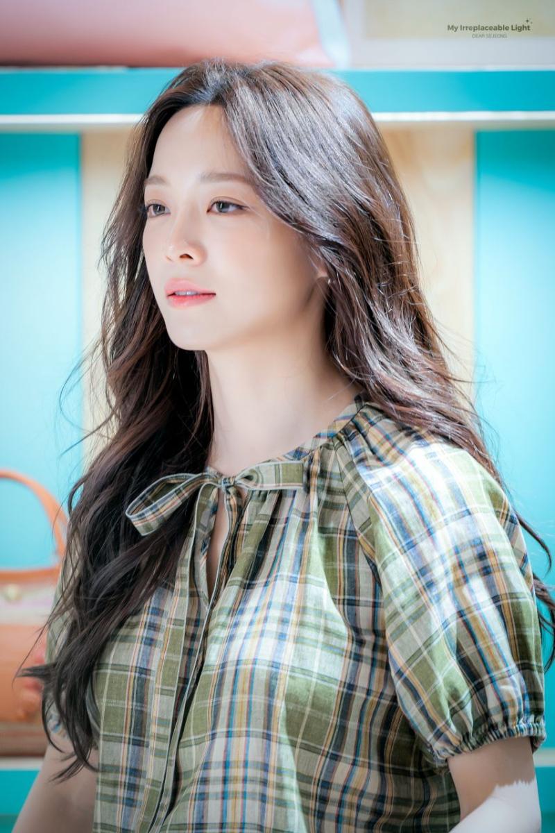 김세정 아이오아이 260407 롱샴 부산