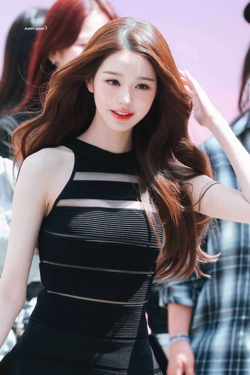 오늘 다이슨 행사에 참석한 아이브 장원영
