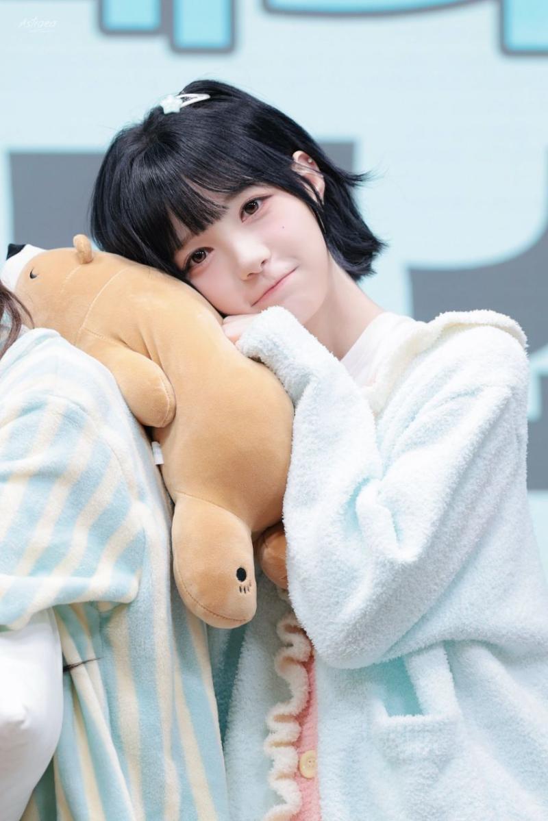 트리플에스 김채원