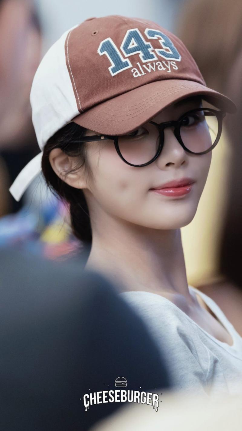 프로미스나인 박지원