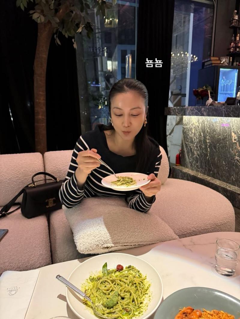 김옥빈  SNS