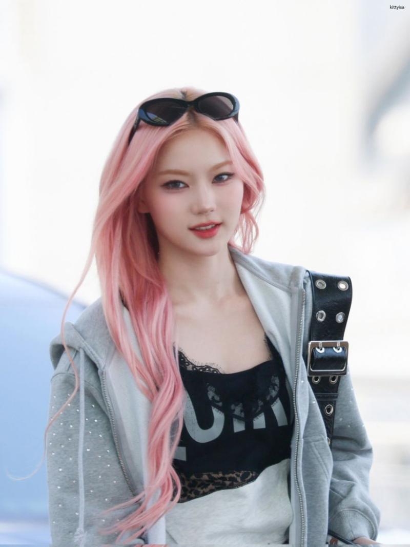 오늘 출국 스테이씨 아이사