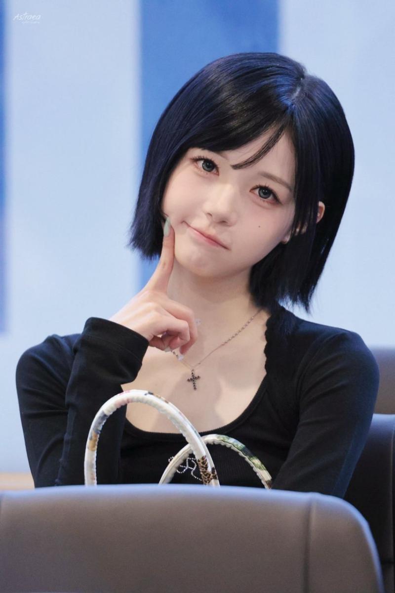 트리플에스 김채원