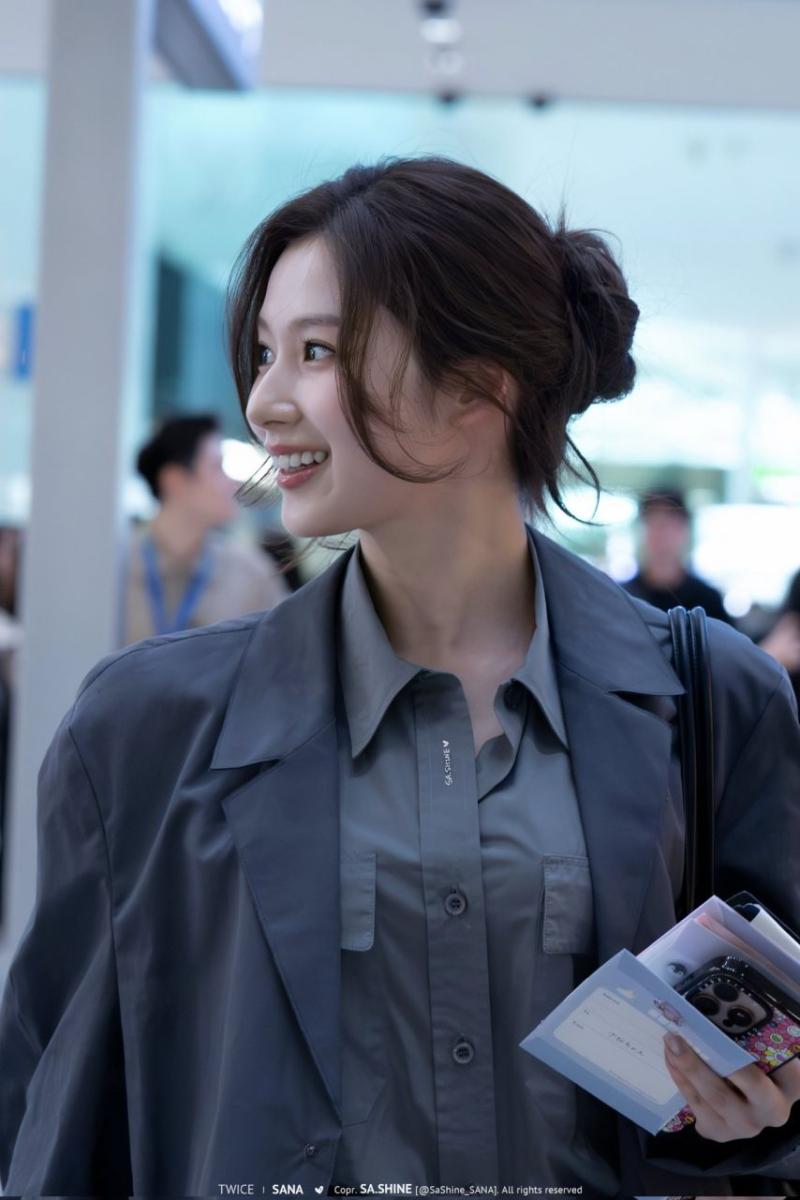 트와이스 사나