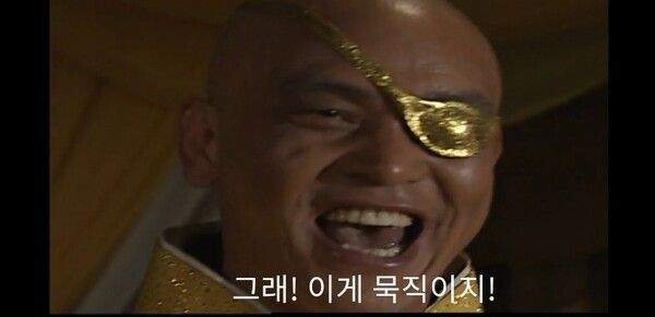 묵직 슴골 비키니 누나