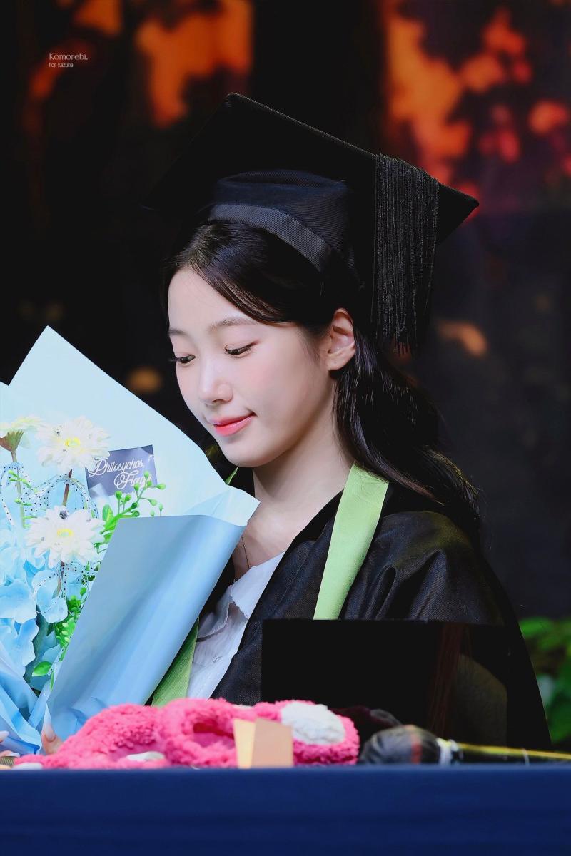 르세라핌 카즈하