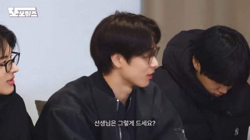 30대부터는 국이나 찌개를 젓가락으로 먹어야 합니다.jpg