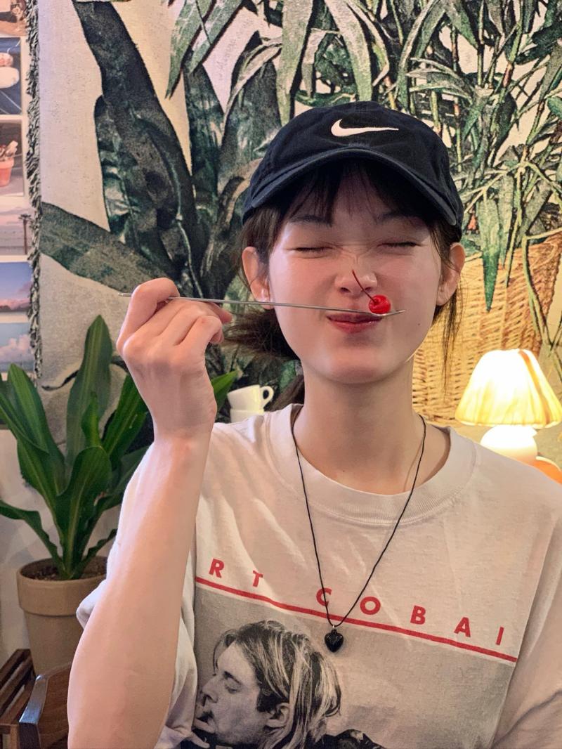 설현 SNS