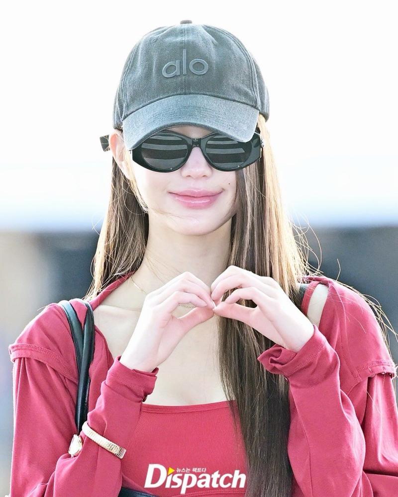 오늘자 밀라노로 출국하는 아이브 장원영