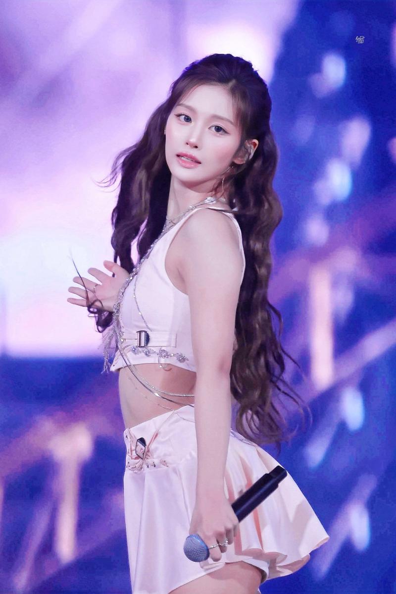 엔믹스 설윤 TIMA