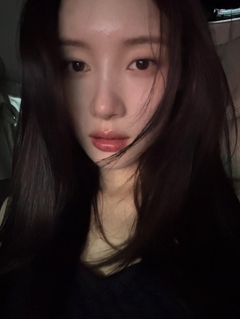 정채연