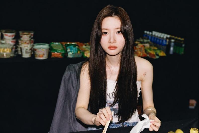 정채연