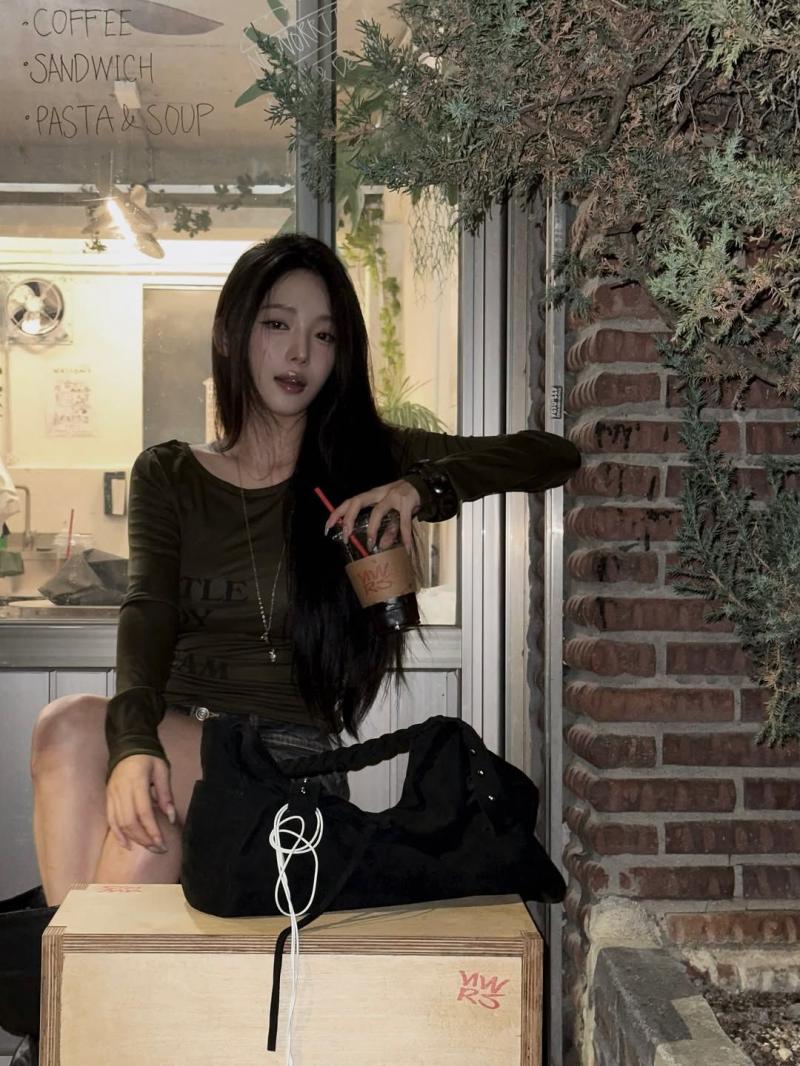 아워벌스데이 아치라야,프로미스나인 송하영