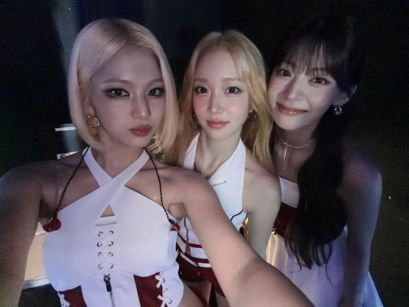 스테이씨 아이사 SNS