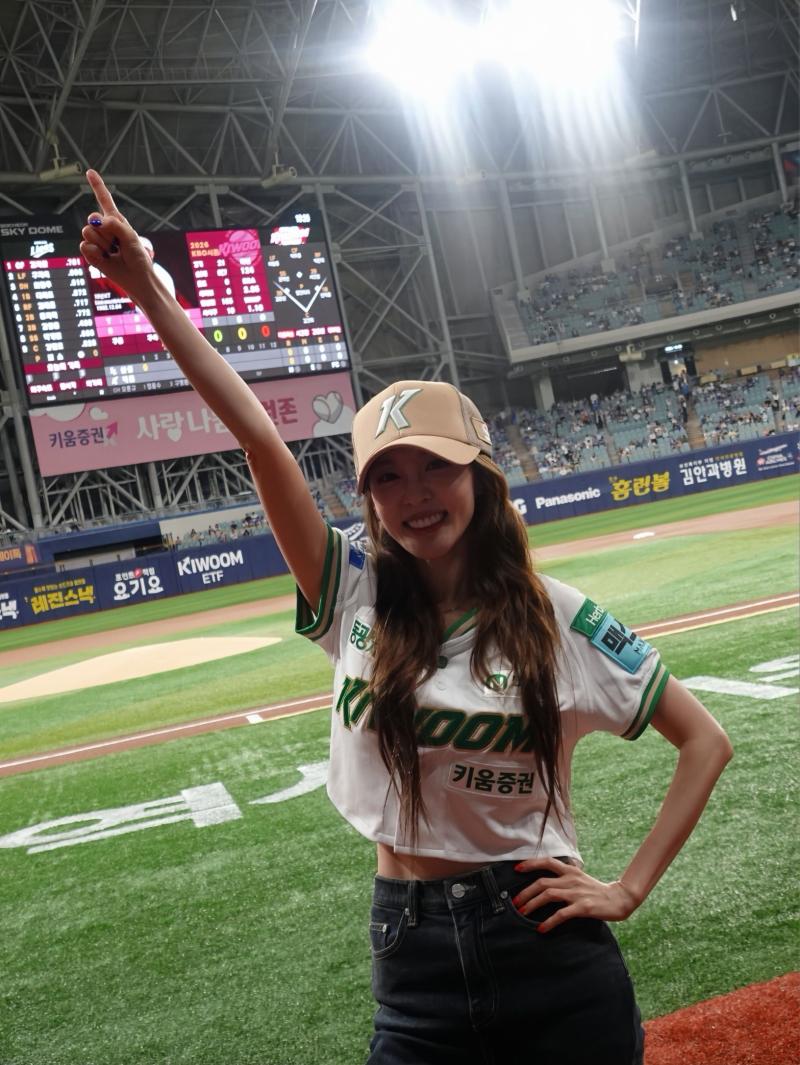 산다라 박 SNS