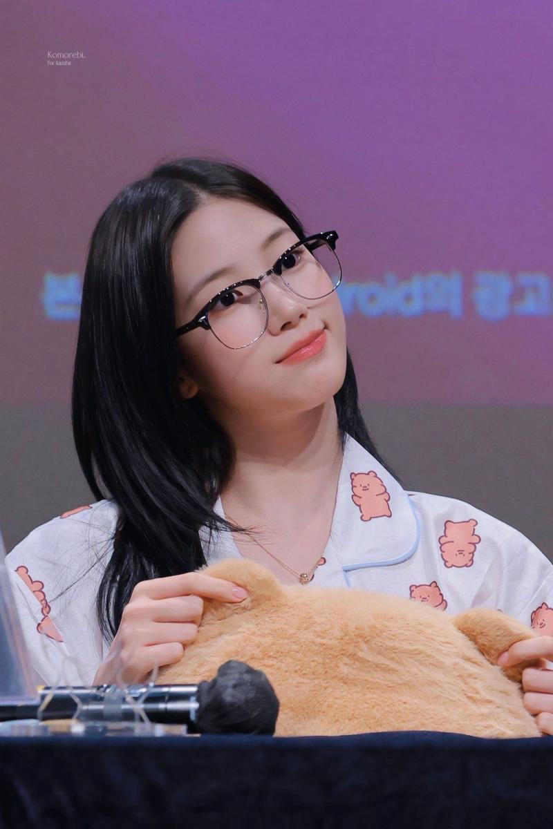 프로미스나인 박지원