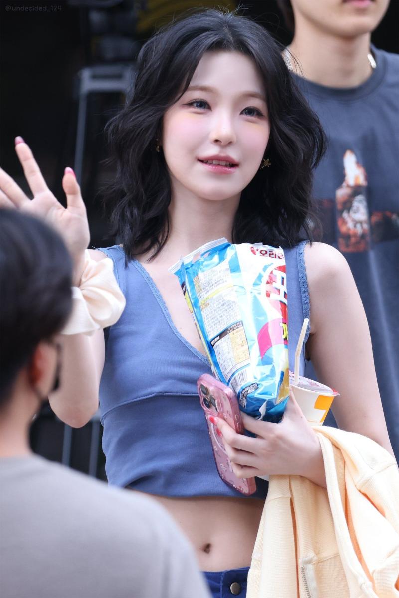 프로미스나인 백지헌