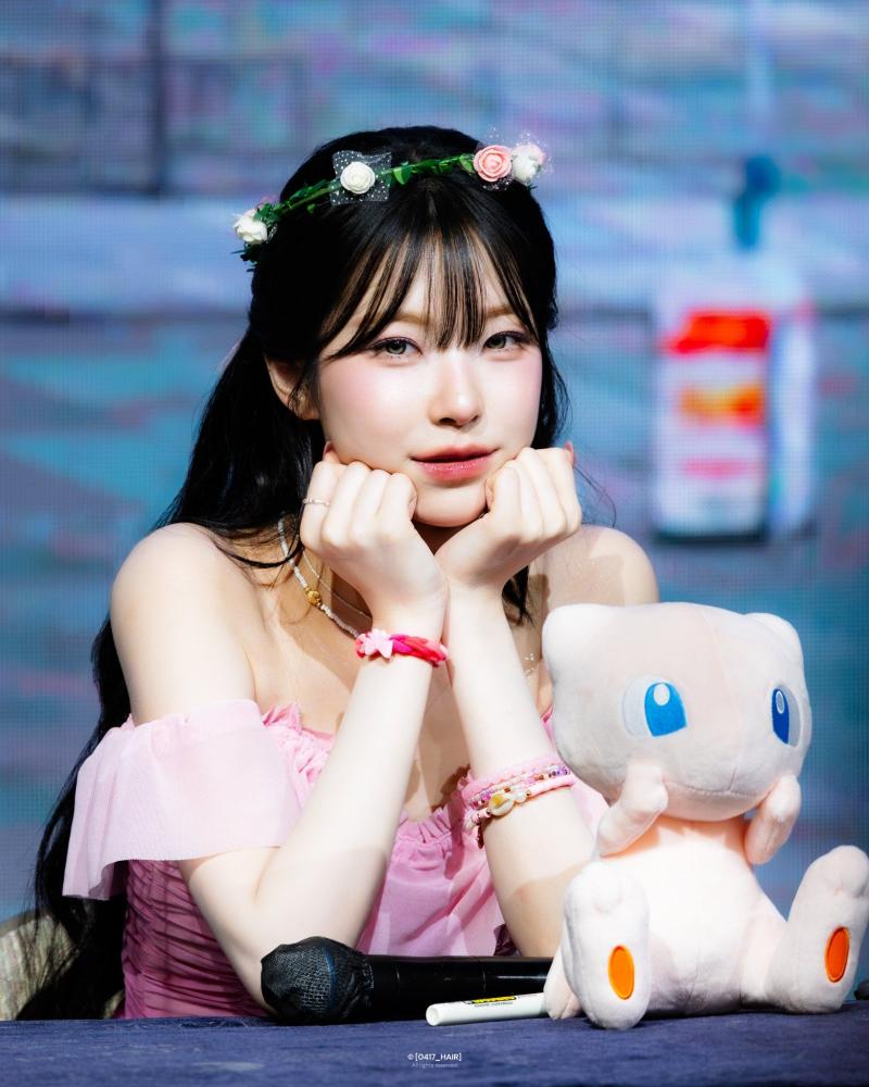 프로미스나인 백지헌