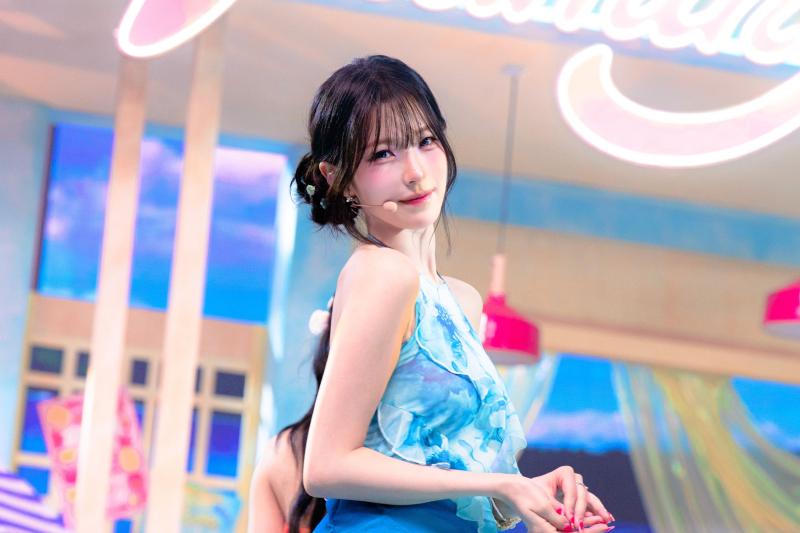 프로미스나인 백지헌