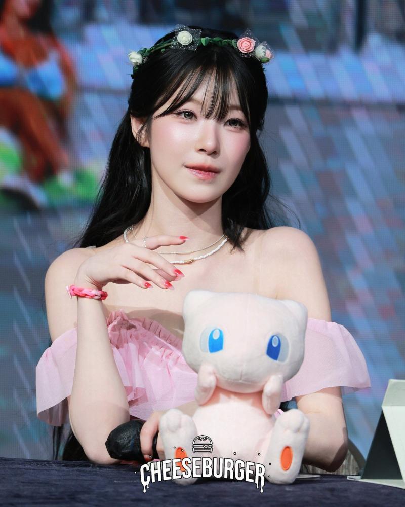 프로미스나인 백지헌