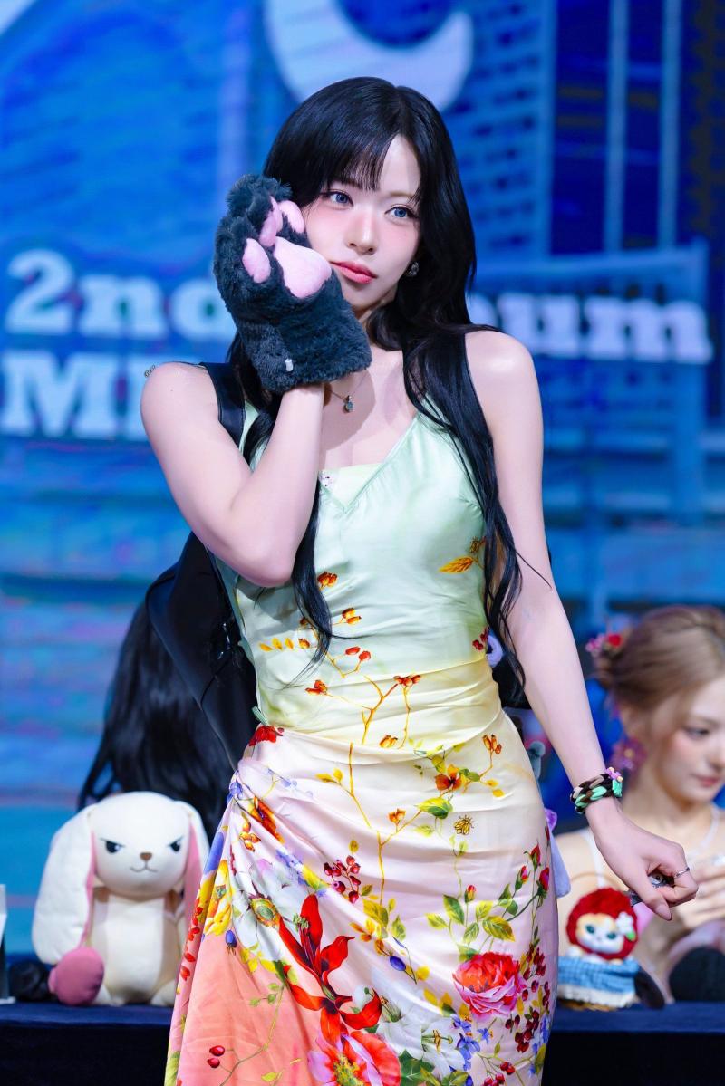 프로미스나인 이채영