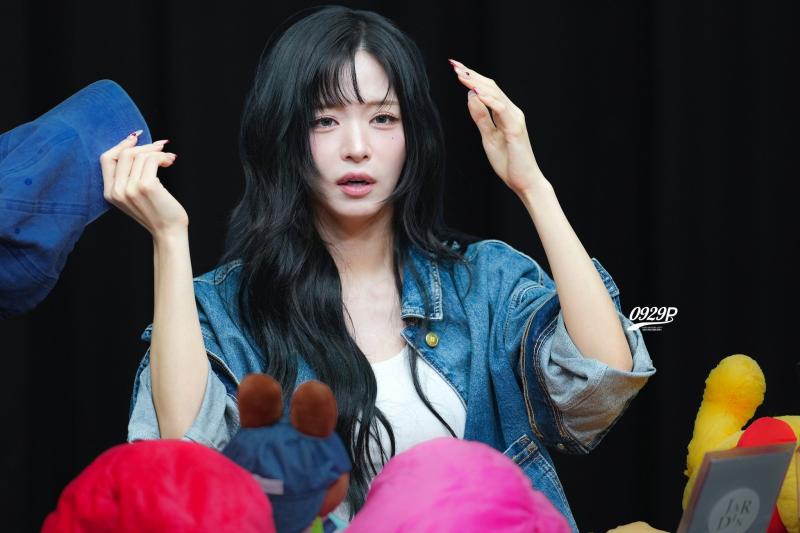 프로미스나인 이채영